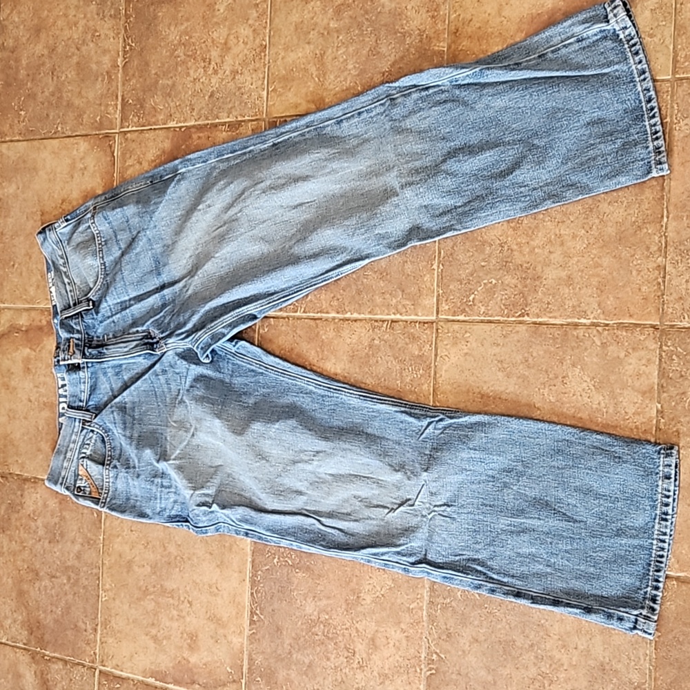 Men's ariat jeans size 34/30